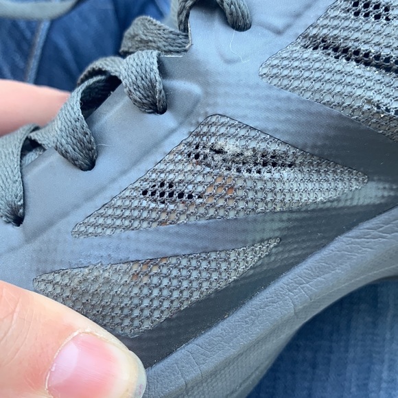 Nike Air Max Hyper Aggressor Basketball Shoe - Picture 6 of 6